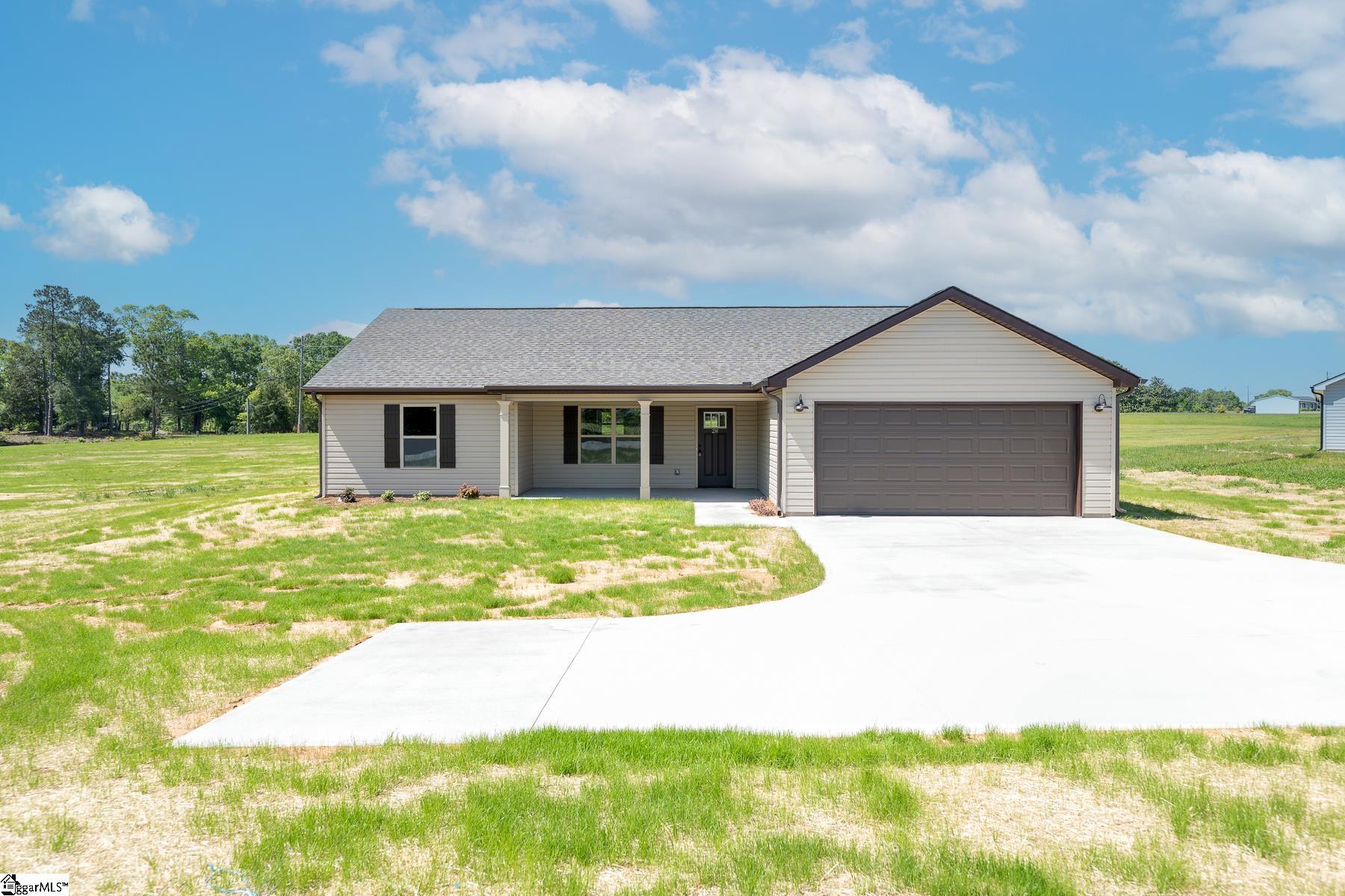 28 Lollis Road Laurens, SC 29360 - Photo 1 of 24