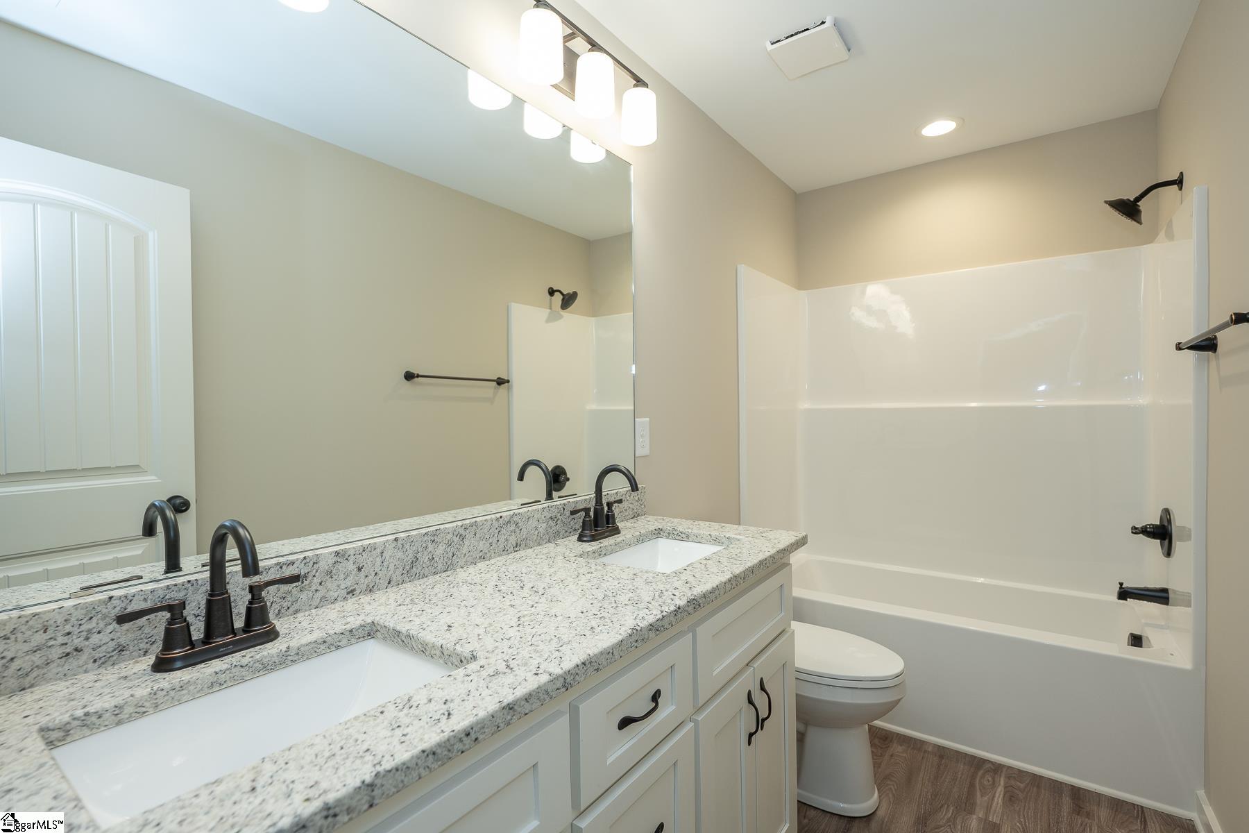 28 Lollis Road Laurens, SC 29360 - Photo 19 of 24