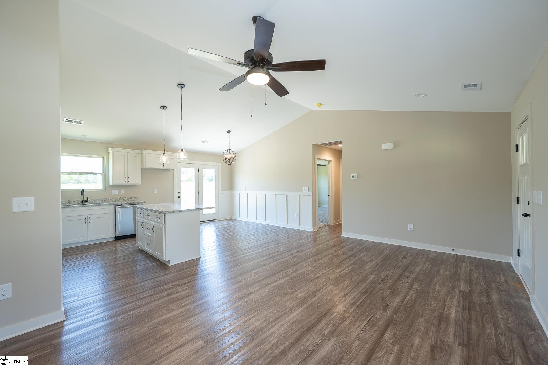 28 Lollis Road Laurens, SC 29360 - Photo 5 of 24