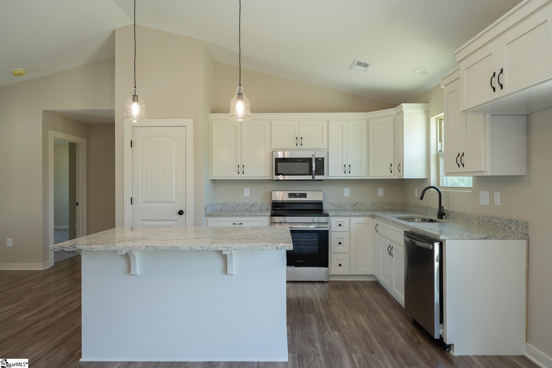 28 Lollis Road Laurens, SC 29360 - Photo 9 of 24