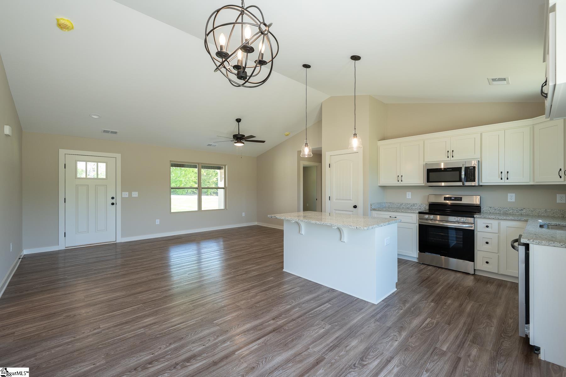 28 Lollis Road Laurens, SC 29360 - Photo 10 of 24