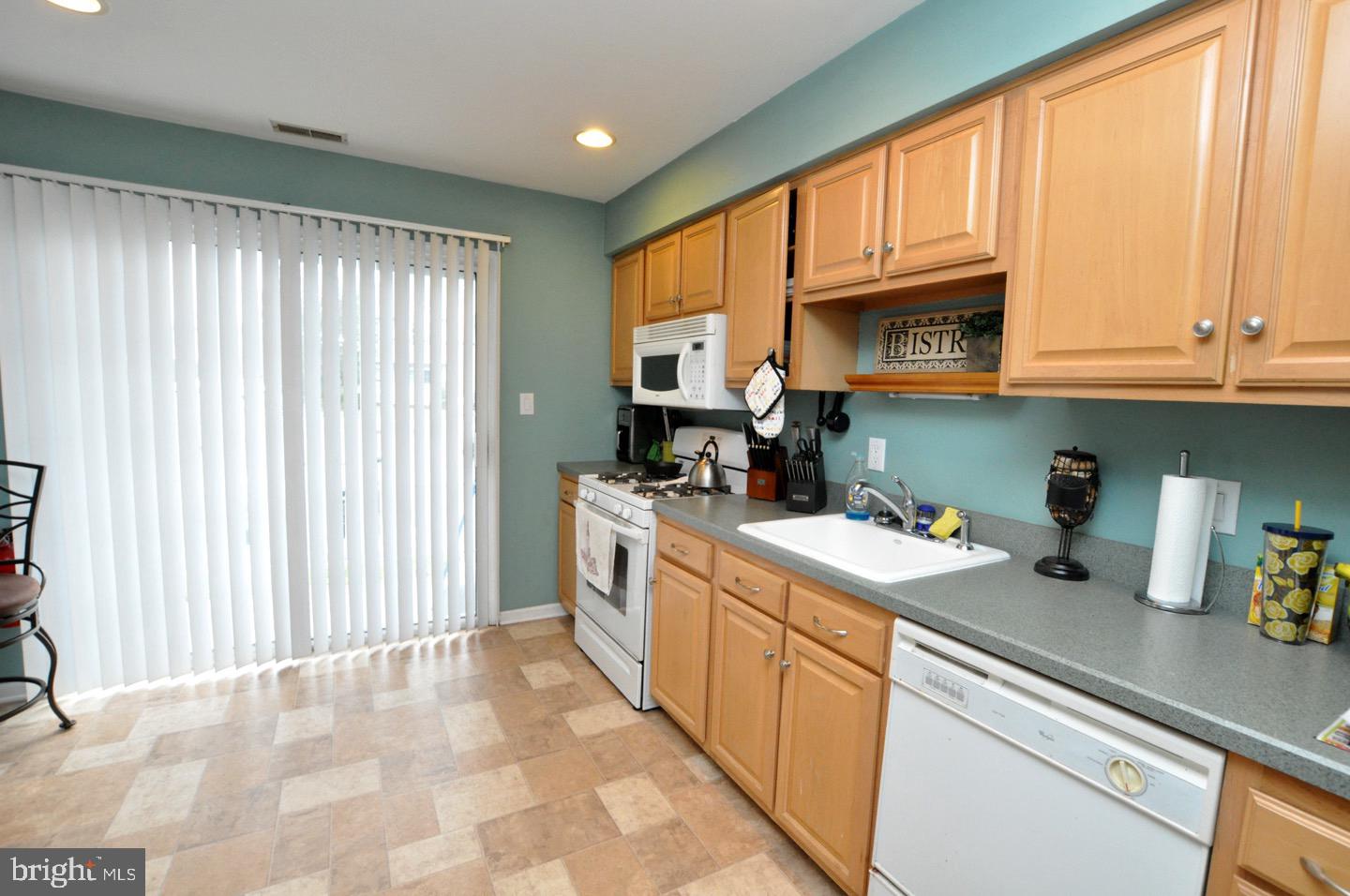 1404 Stokes Road Mount Laurel, NJ 08054 - Photo 3 of 21