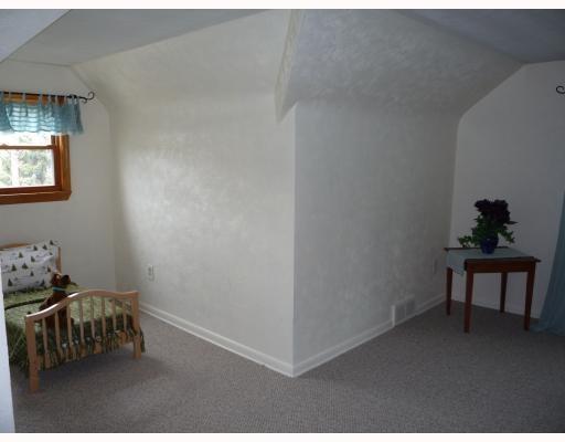 327 Lewis Run Road West Mifflin, PA 15122 - Photo 11 of 17 2nd Floor Plan.