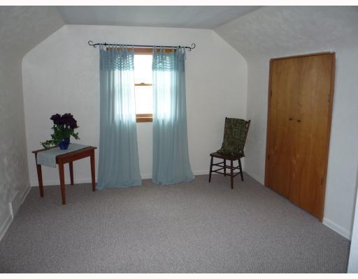327 Lewis Run Road West Mifflin, PA 15122 - Photo 12 of 17 2nd Floor Plan.