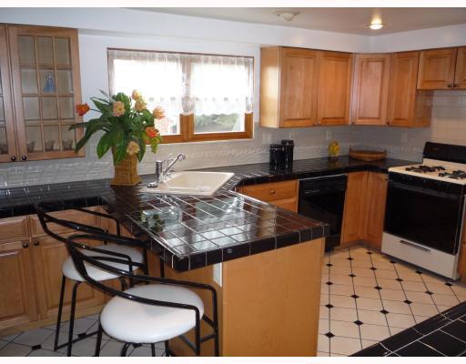 327 Lewis Run Road West Mifflin, PA 15122 - Photo 5 of 17 Kitchen.