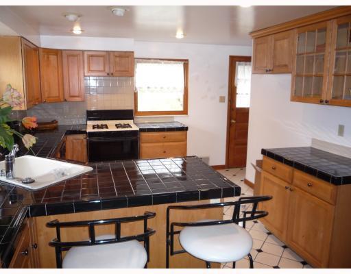 327 Lewis Run Road West Mifflin, PA 15122 - Photo 6 of 17 Kitchen.
