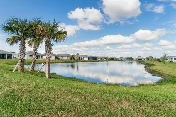 $2,800 | 16765 Siesta Drum Way, Bonita Springs, FL 34135