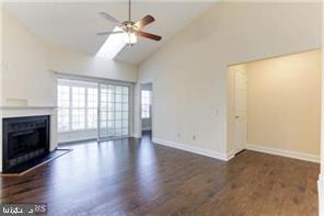 118 Fort Evans Road Southeast, Unit E Leesburg, VA 20175 - Photo 4 of 21 Living Rm