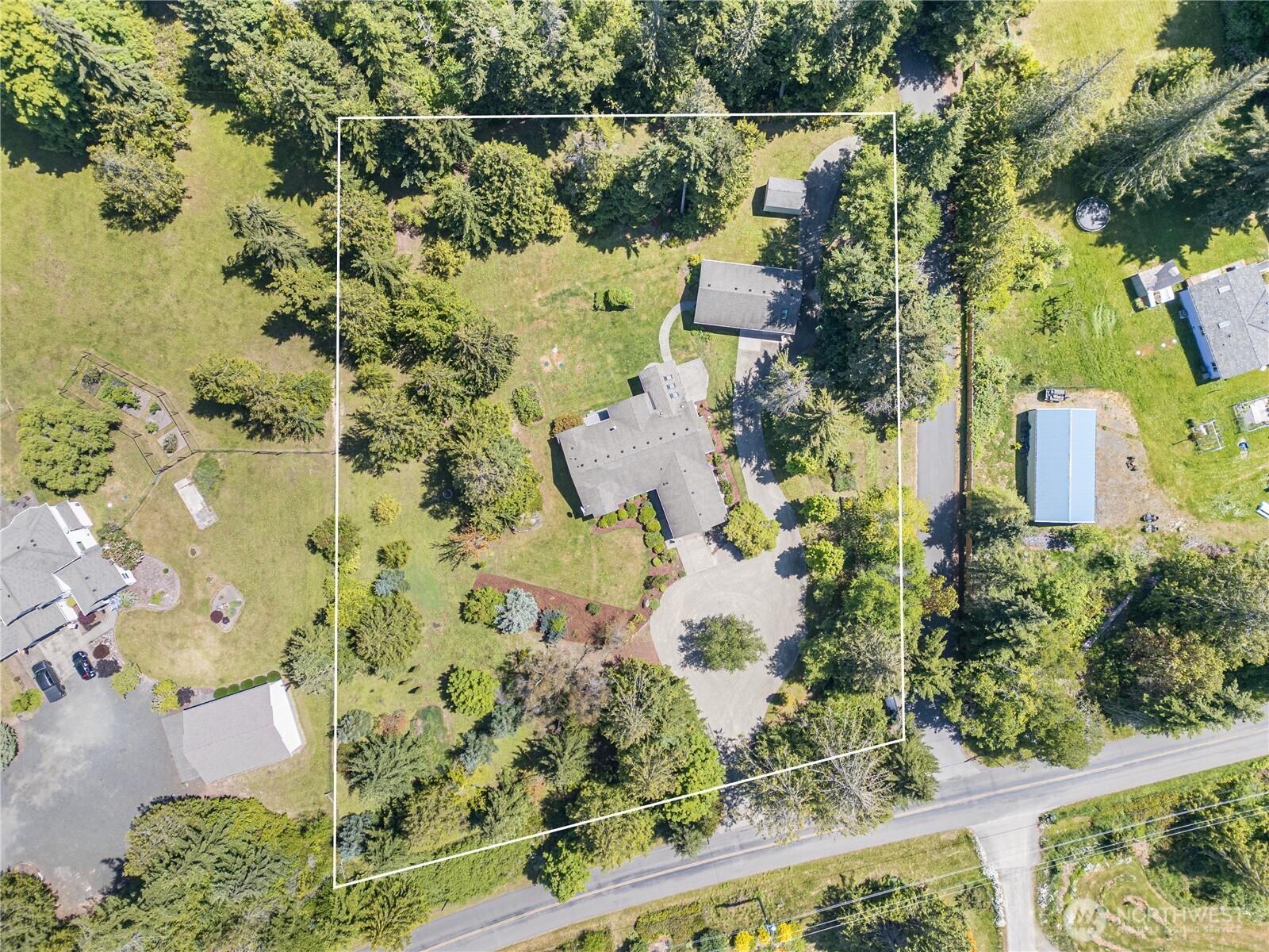 1624 Lower Elwha Road Port Angeles, WA 98363 - Photo 2 of 39