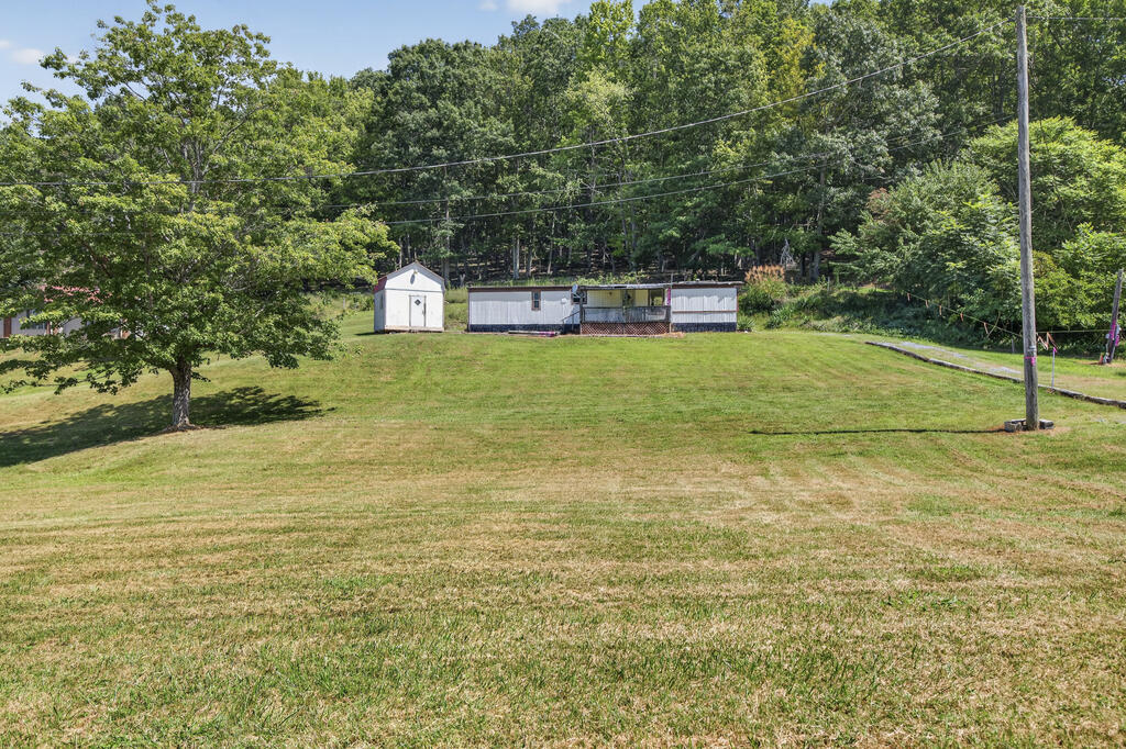 137 Reed Hollow Road Marion, VA 24354 - Photo 2 of 4 Gallery Image 2