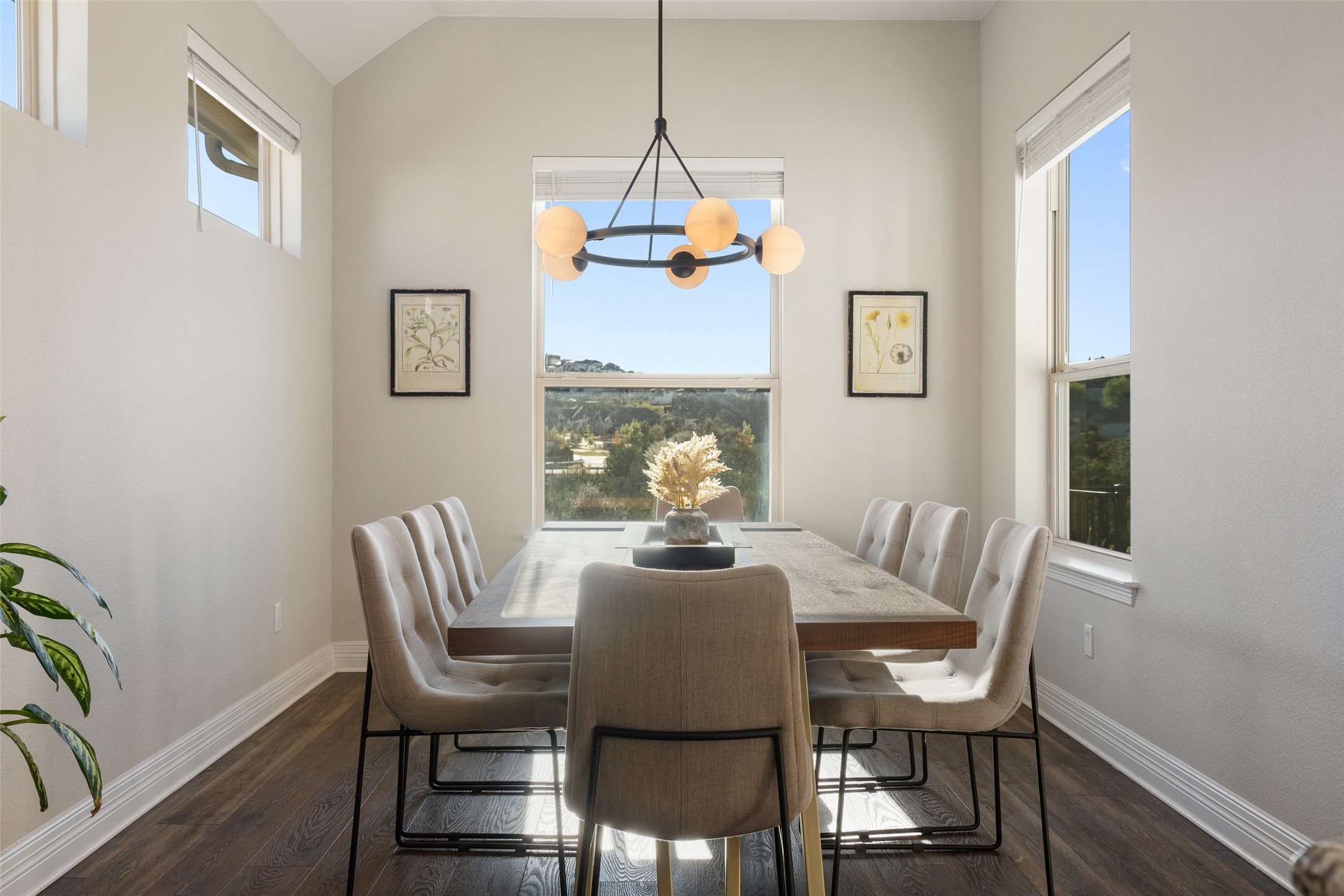 17805 Limestone Spring Lane Austin, TX 78738 - Photo 16 of 39 Dining Room
