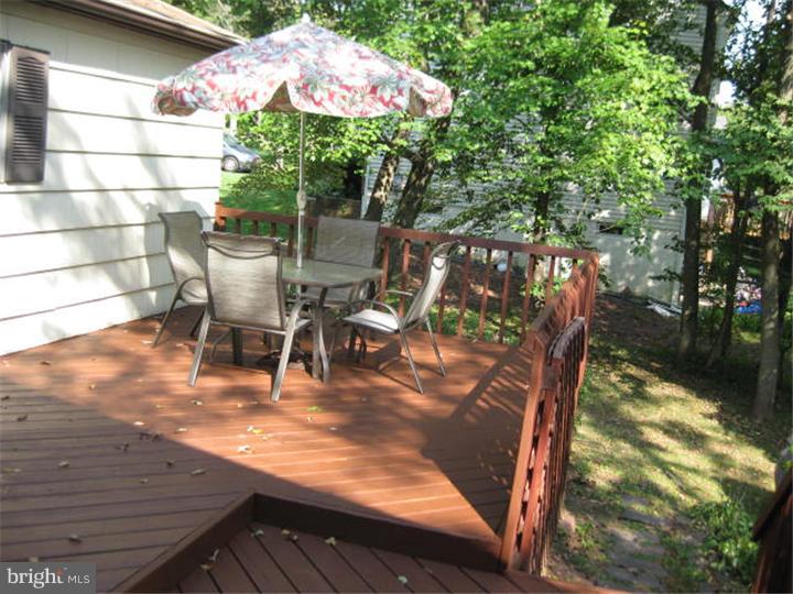 736 Meadowlark Road Audubon, PA 19403 - Photo 4 of 8 Deck