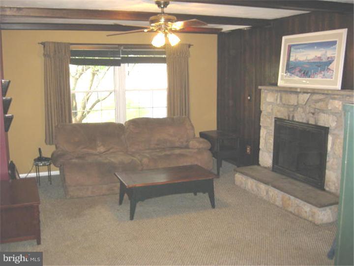 736 Meadowlark Road Audubon, PA 19403 - Photo 5 of 8 Gallery Image 5