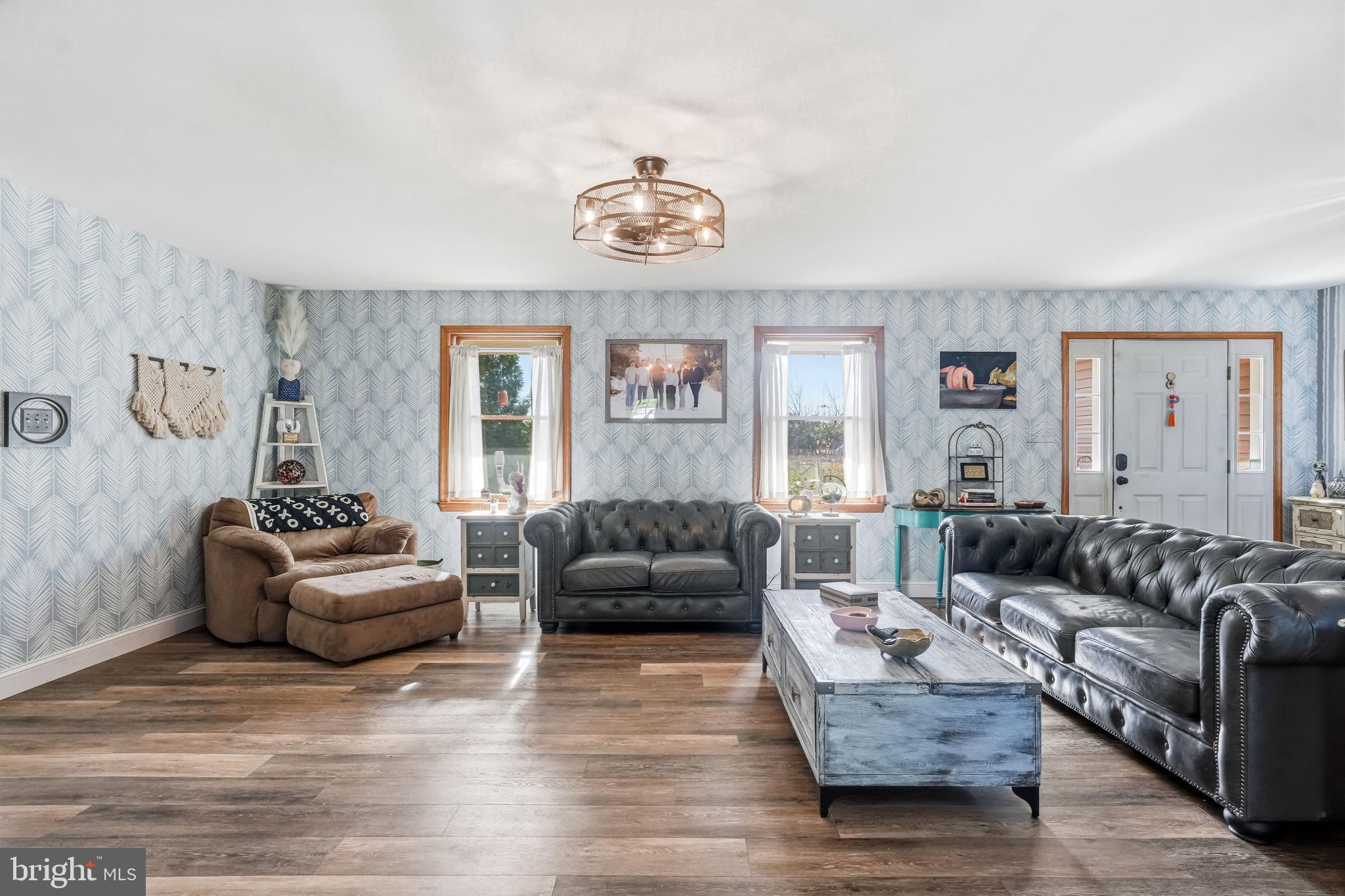 705 Garden Road Pittsgrove, NJ 08318 - Photo 20 of 72 a living room with furniture and a couch