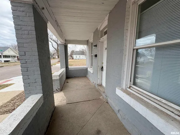 $59,900 | 2700 West Marquette Street, Peoria, IL 61605