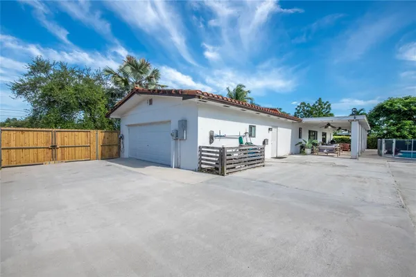 $1,099,000 | 16670 Southwest 90th Avenue, Palmetto Bay, FL 33157