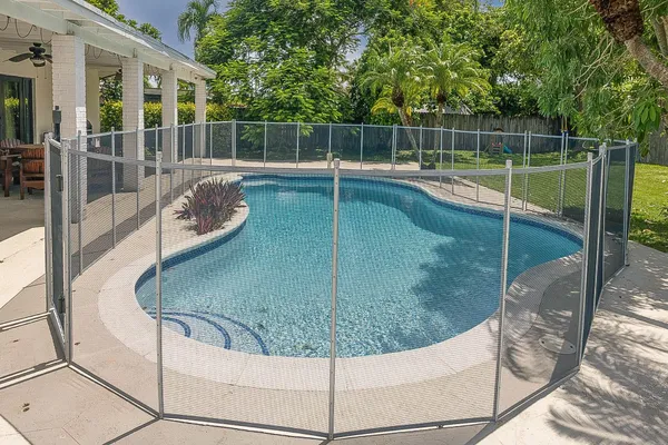 $1,099,000 | 16670 Southwest 90th Avenue, Palmetto Bay, FL 33157