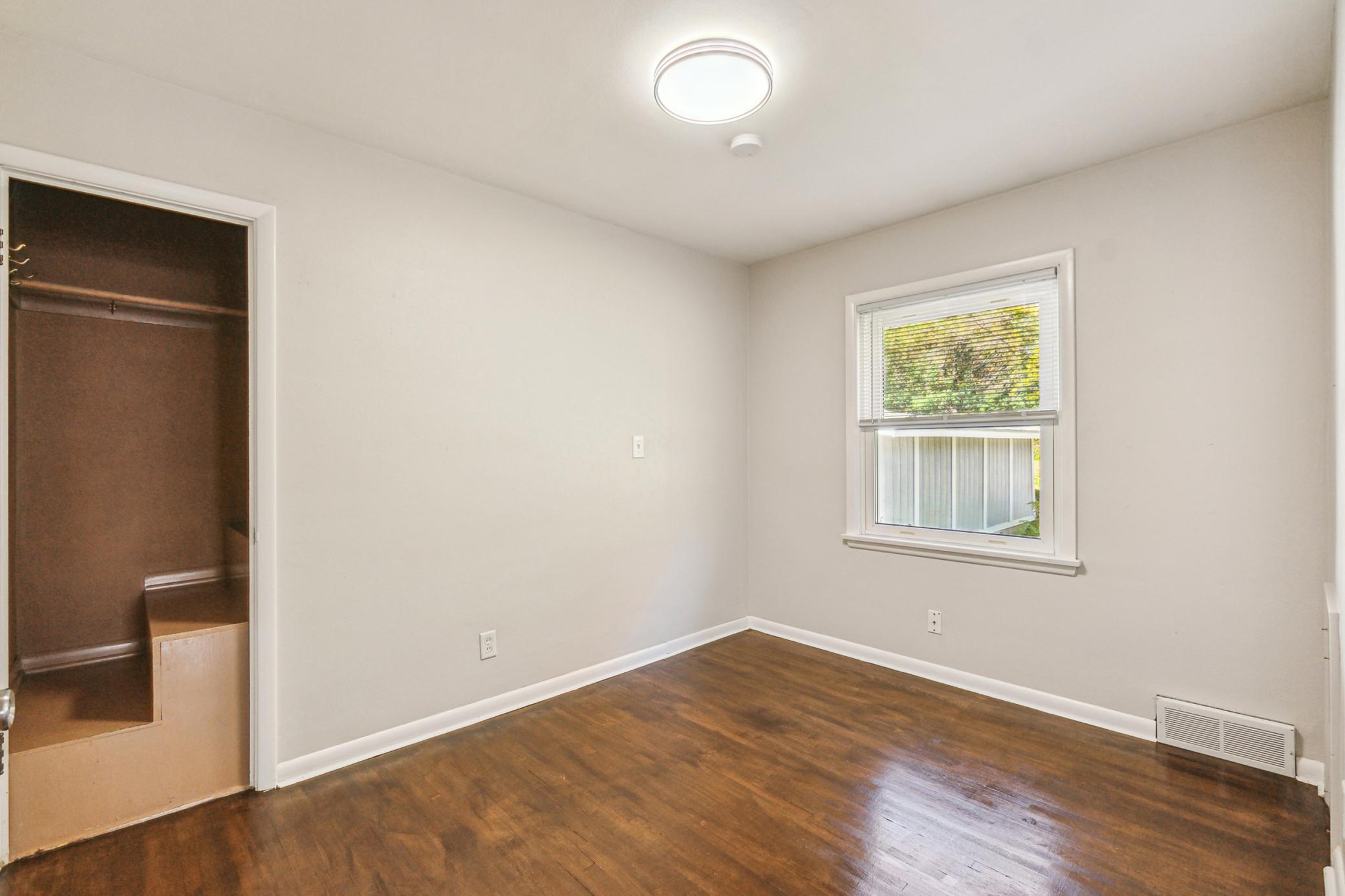 1027 West Arrowhead Road Duluth, MN 55811 - Photo 11 of 20 Gallery Image 11