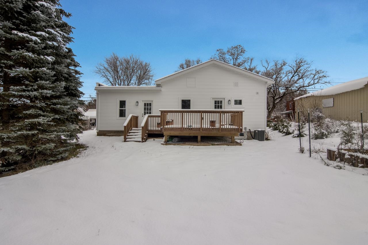 8622 South Maple City Road Maple City, MI 49664 - Photo 29 of 30