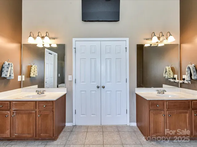 $690,000 | 9608 Indian Beech Avenue Northwest, Concord, NC 28027