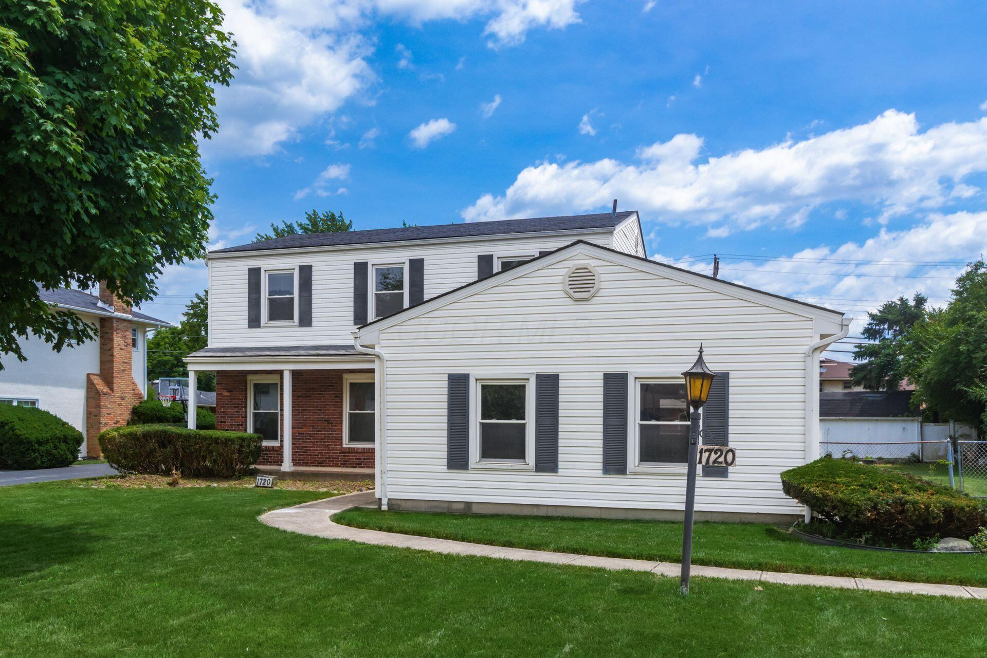1720 Kenwick Road Columbus, OH 43209 - Photo 2 of 46