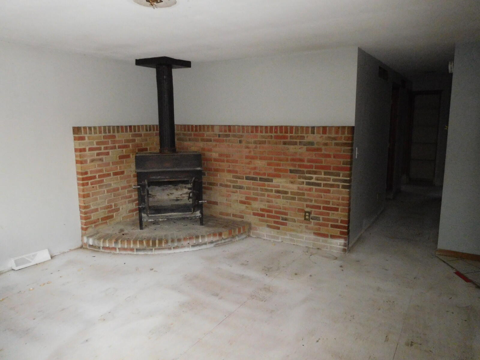 2228 Colby Lane Springfield, OH 45505 - Photo 4 of 14