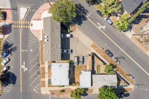 $1,325,000 | 101-107 I Street, Modesto, CA 95351