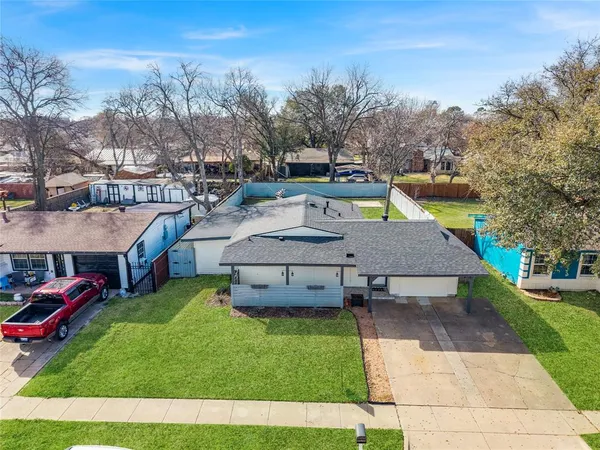 $310,999 | 1306 East Lovers Lane, Arlington, TX 76010
