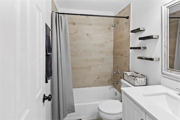 $310,999 | 1306 East Lovers Lane, Arlington, TX 76010
