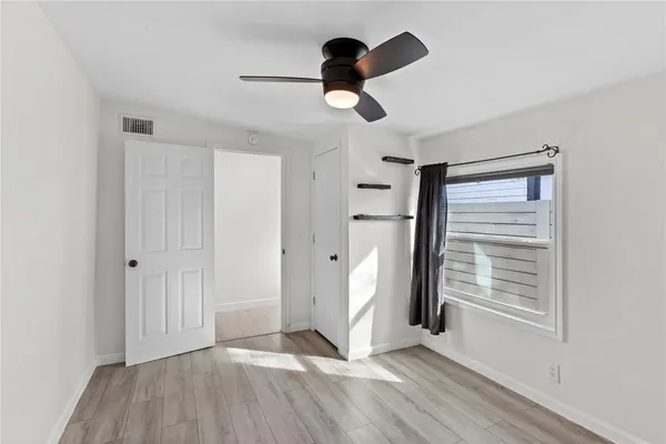 $310,999 | 1306 East Lovers Lane, Arlington, TX 76010