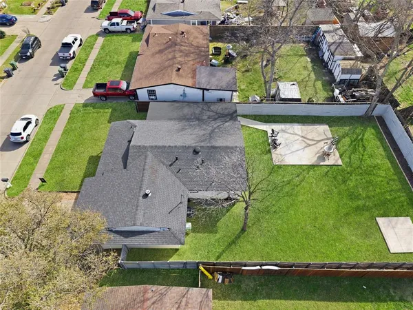 $310,999 | 1306 East Lovers Lane, Arlington, TX 76010