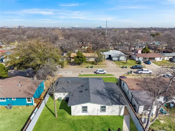 $310,999 | 1306 East Lovers Lane, Arlington, TX 76010