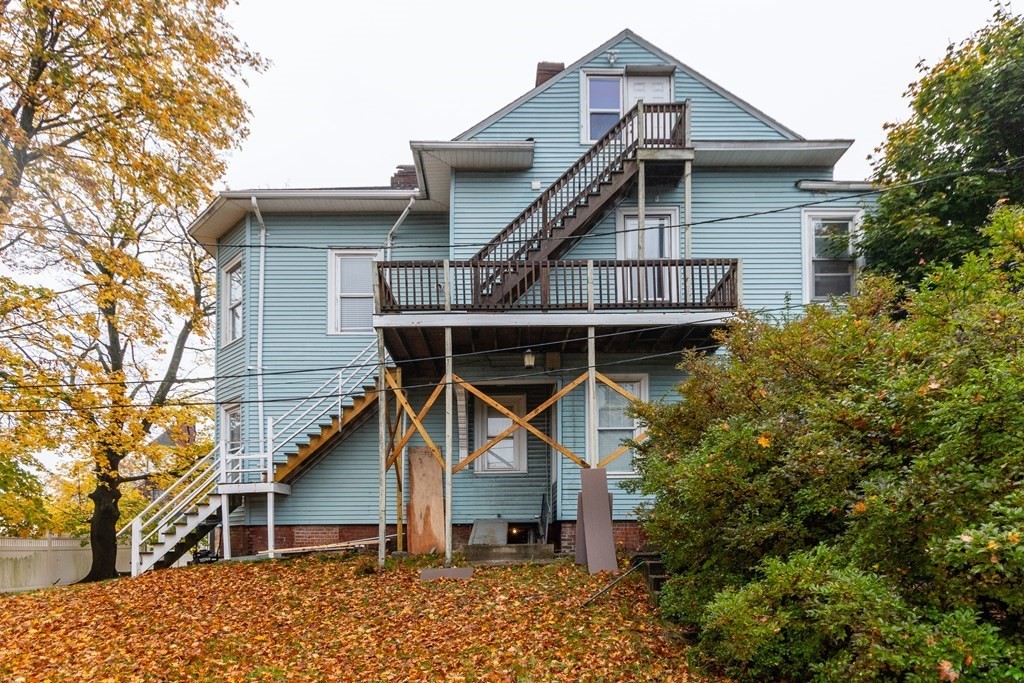 6 Windsor Street Worcester, MA 01605 - Photo 2 of 38