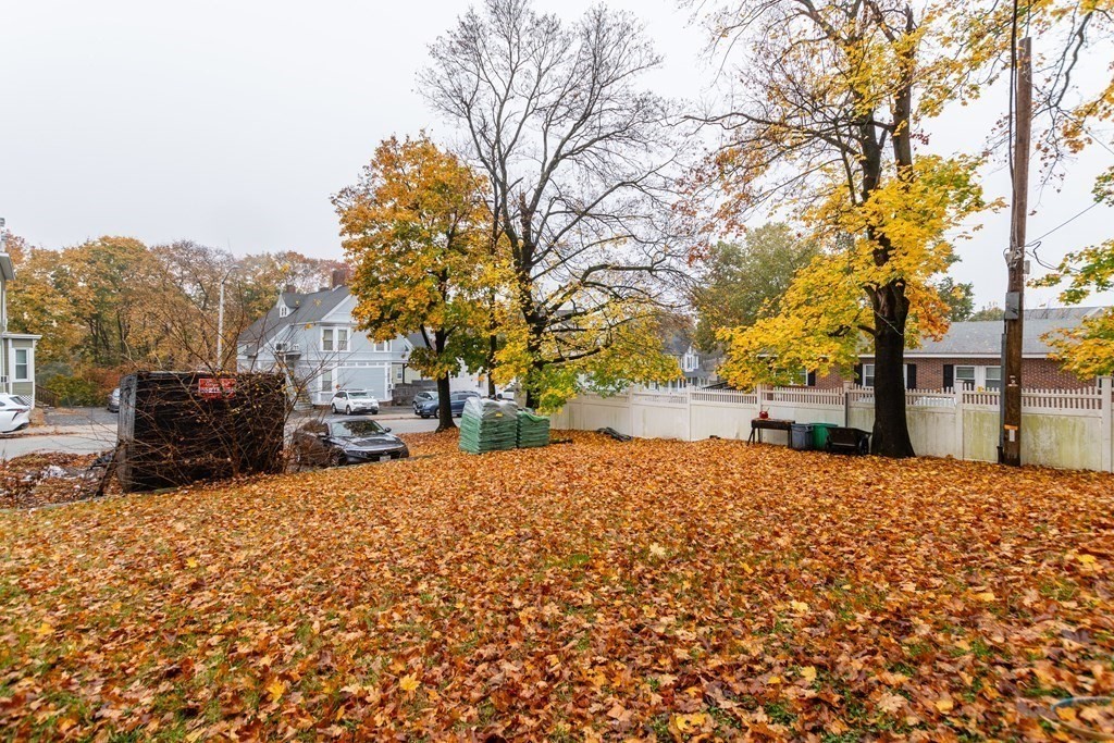 6 Windsor Street Worcester, MA 01605 - Photo 32 of 38