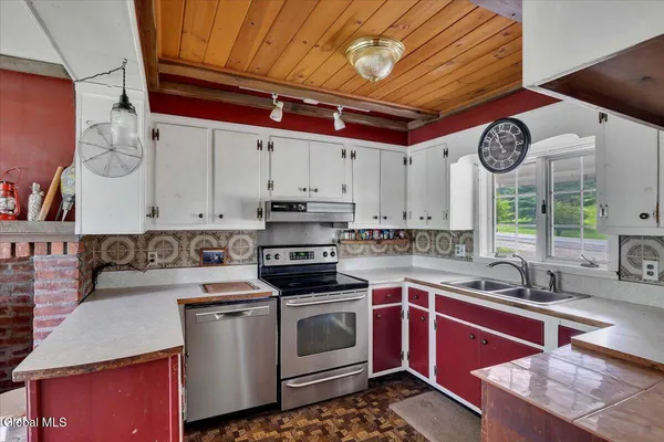 $310,000 | 1670 County Rte 30, Salem, NY 12873