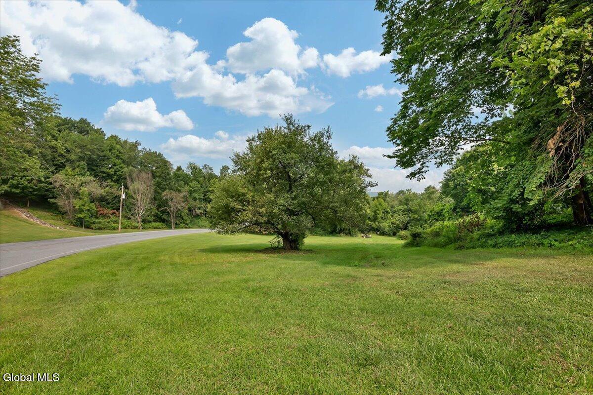 1670 County Rte 30 Salem, NY 12873 - Photo 46 of 52 37-P1526097