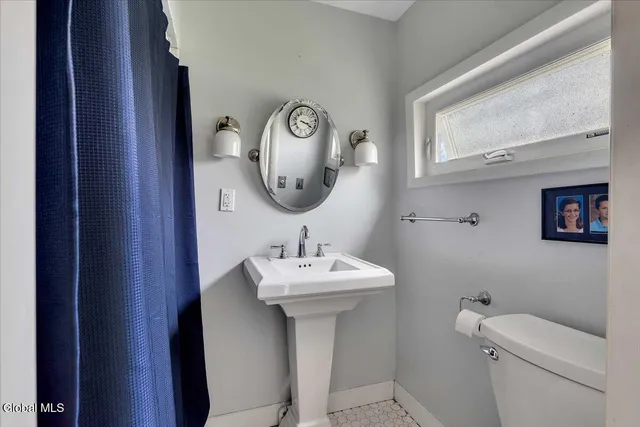 $329,990 | 1670 County Rte 30, Salem, NY 12873