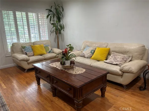$799,999 | 10237 Oro Vista Avenue, Sunland, CA 91040