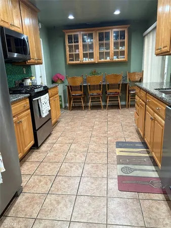 $799,999 | 10237 Oro Vista Avenue, Sunland, CA 91040
