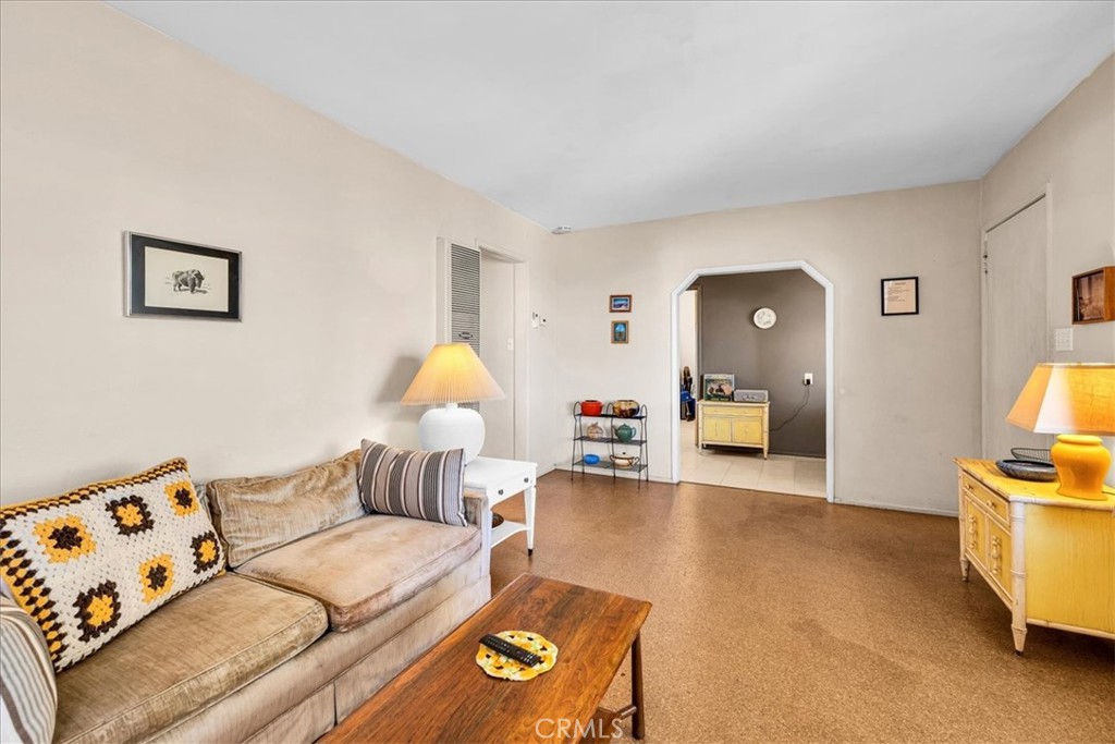 61855 Valley View Circle Joshua Tree, CA 92252 - Photo 8 of 28