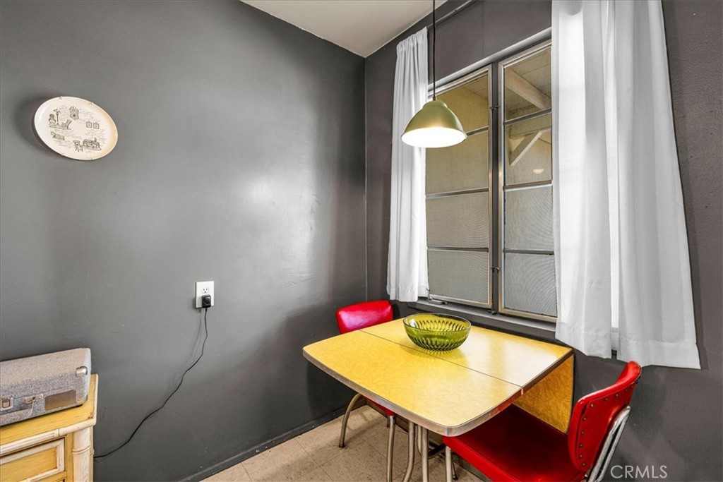 61855 Valley View Circle Joshua Tree, CA 92252 - Photo 9 of 28