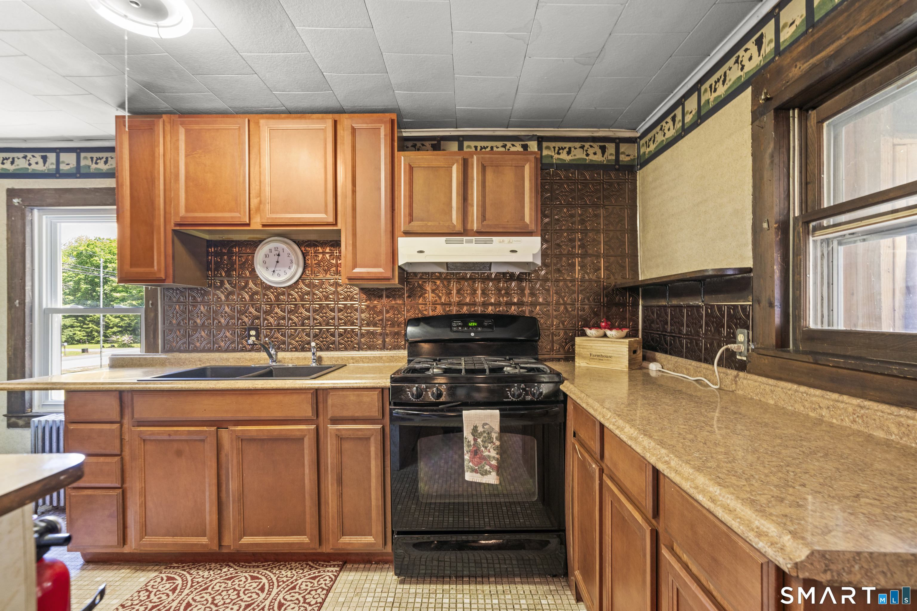 16 Chestnut Hill Road Stafford, CT 06076 - Photo 4 of 40