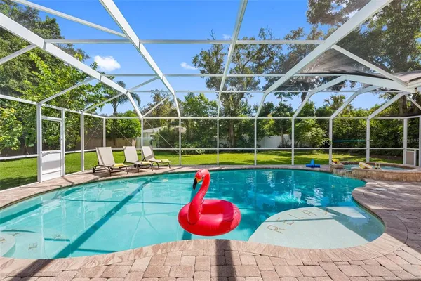 $949,000 | 1811 Nursery Road, Clearwater, FL 33764