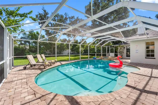 $949,000 | 1811 Nursery Road, Clearwater, FL 33764