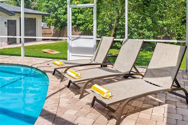 $949,000 | 1811 Nursery Road, Clearwater, FL 33764