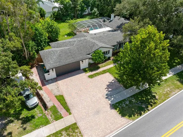 $949,000 | 1811 Nursery Road, Clearwater, FL 33764