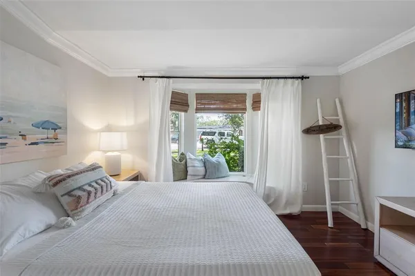 $949,000 | 1811 Nursery Road, Clearwater, FL 33764