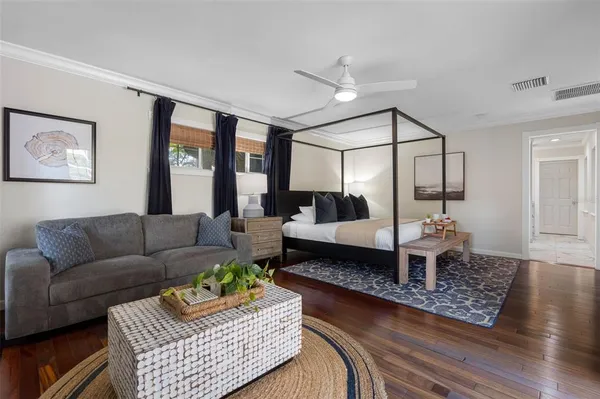 $949,000 | 1811 Nursery Road, Clearwater, FL 33764