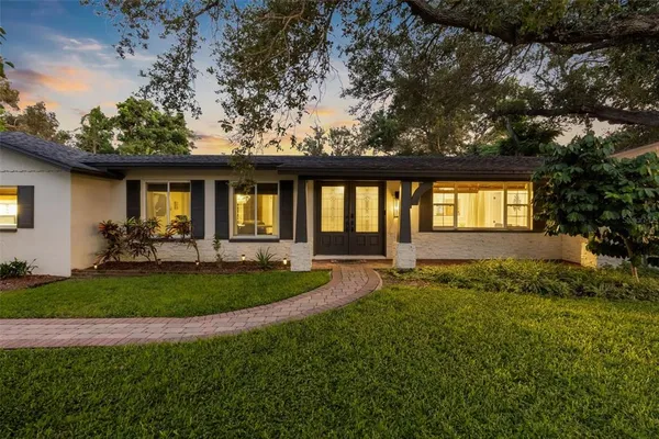 $949,000 | 1811 Nursery Road, Clearwater, FL 33764