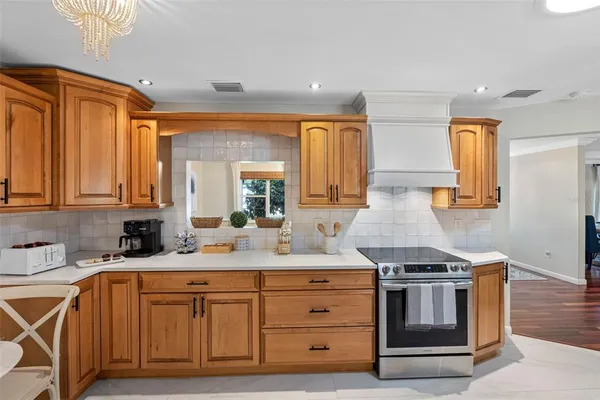 $949,000 | 1811 Nursery Road, Clearwater, FL 33764